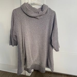 Grey oversized top. Great for work or a casual night out.
